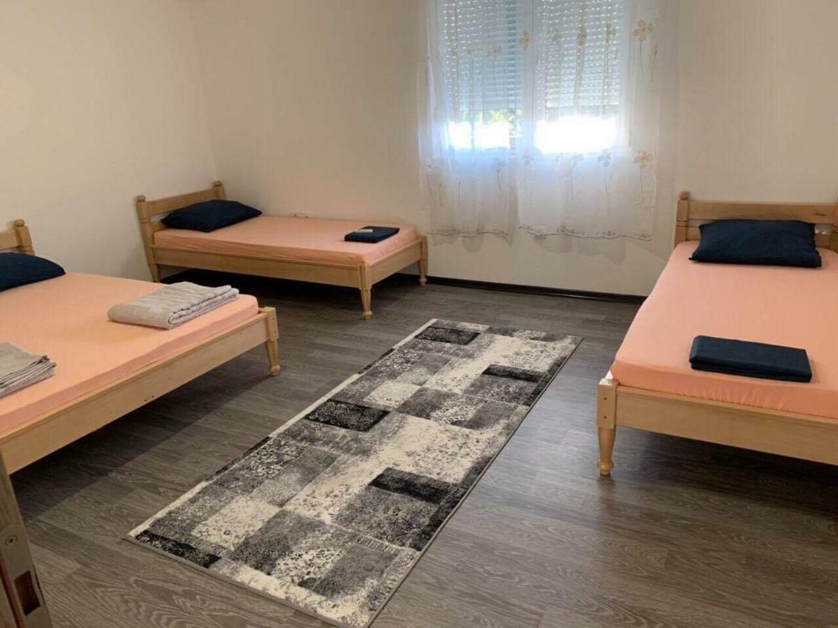 Appartement Apartman Grande Ajna à Mostar Extérieur photo