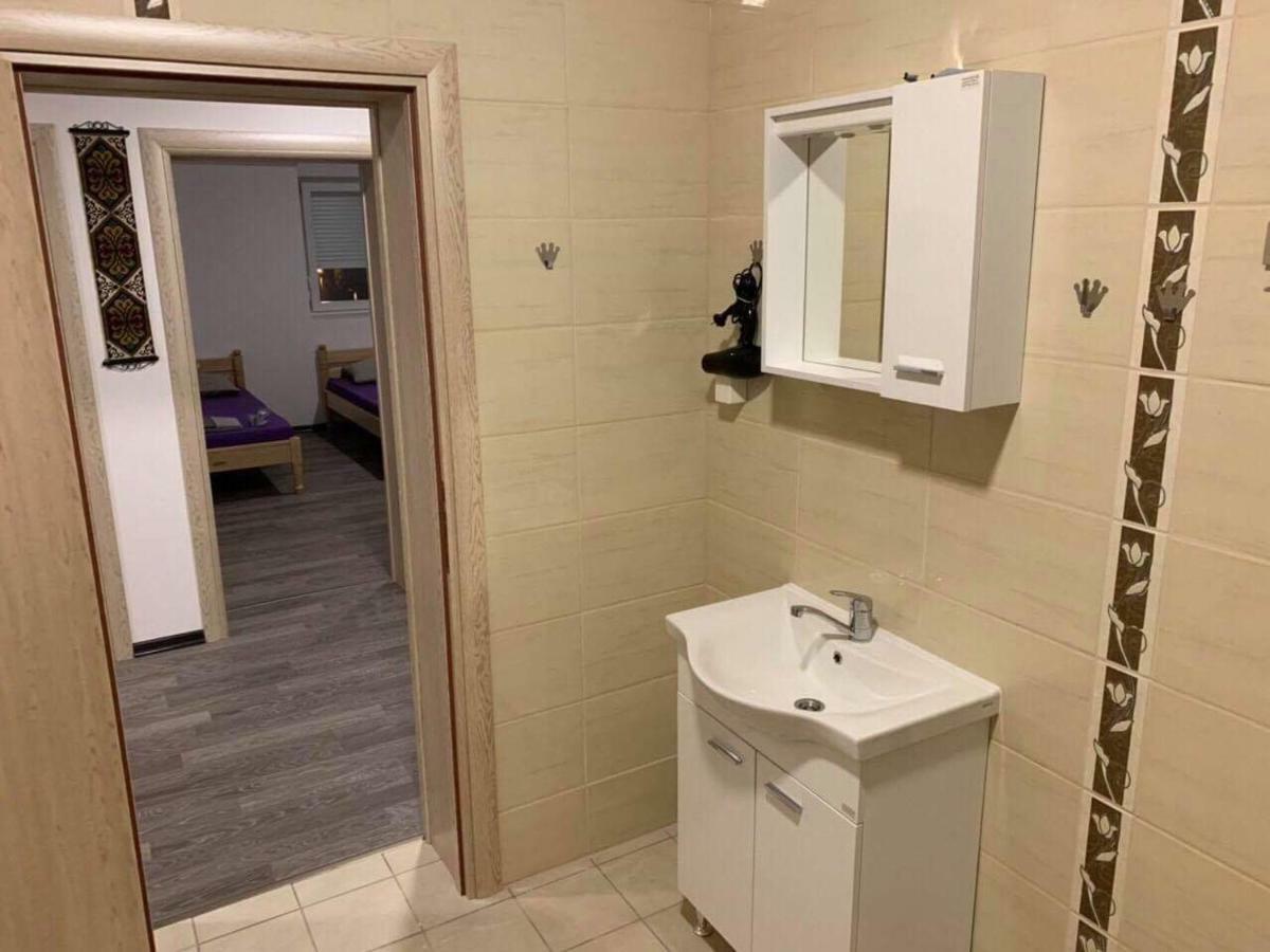 Appartement Apartman Grande Ajna à Mostar Extérieur photo